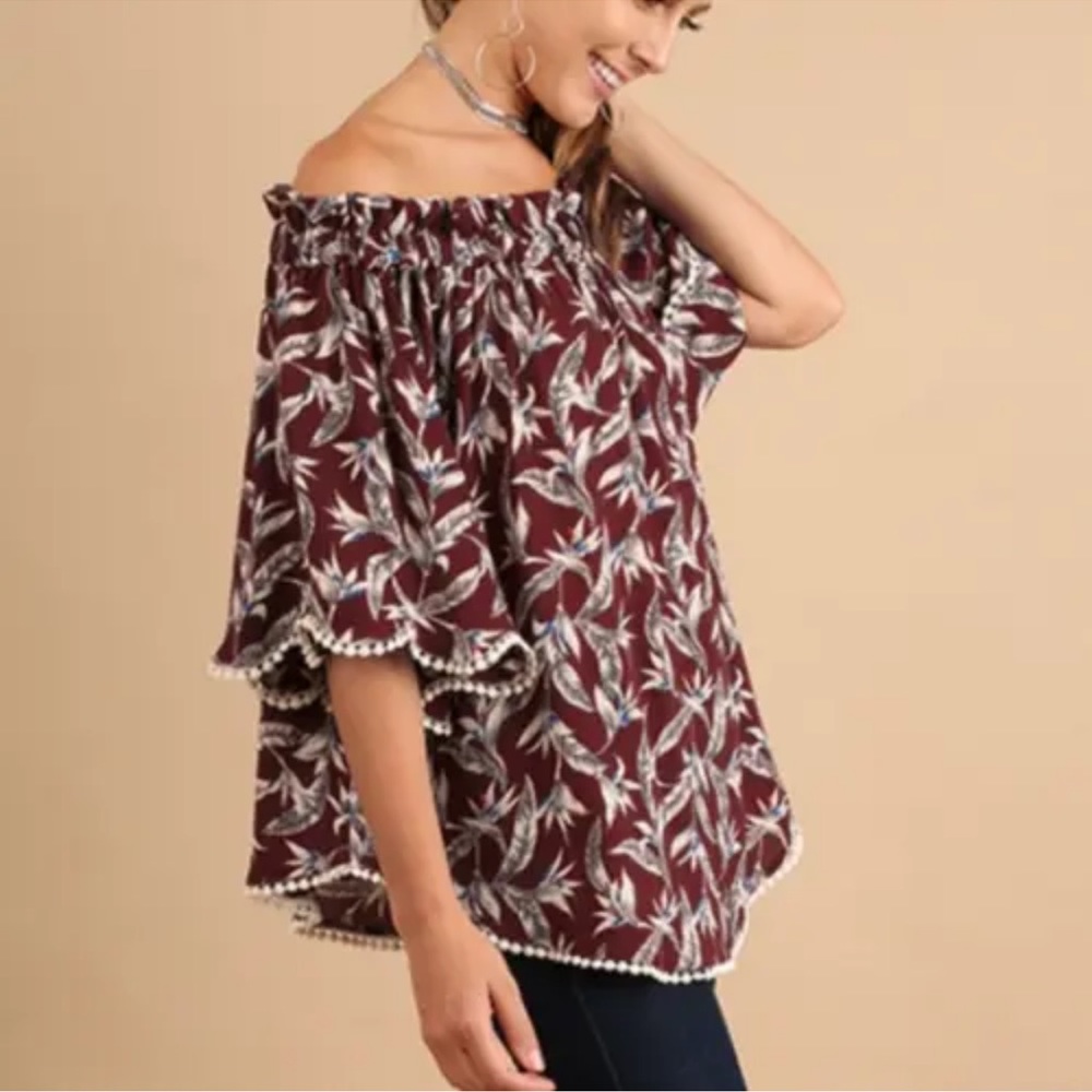 NWT Umgee Off Shoulder Floral Top with Puff Tassel Trim - Medium